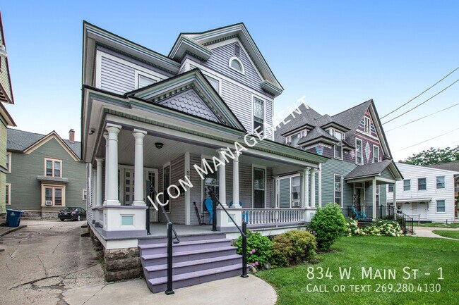 Foto del edificio - 834 W Main St