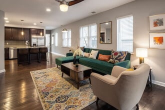 Building Photo - 2201 Reading Rd