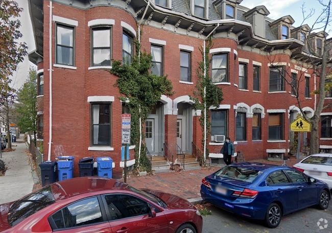 Building Photo - 183 Harvard St