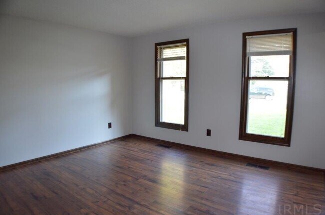 Foto del edificio - 8201 Newfield Dr