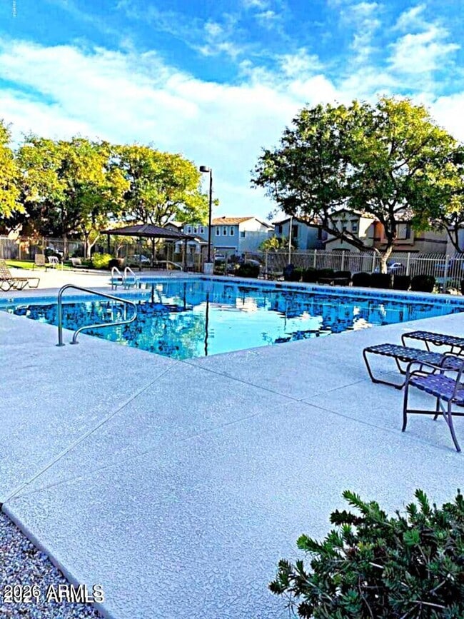 Building Photo - 21183 E Avenida Del Valle