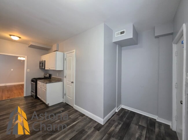 Photo - 607 E 41st St - 607 E 41st St House