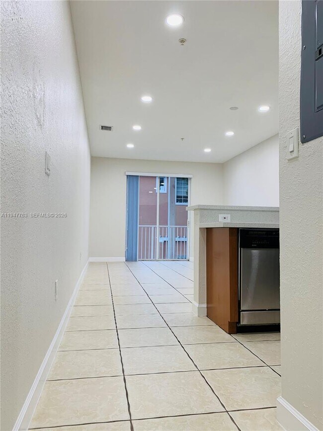 Building Photo - 7250 NW 177th St