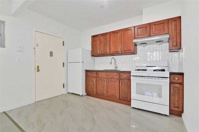 Building Photo - 52-11 102nd St