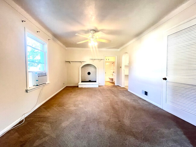 Foto del edificio - 5124 Allen St