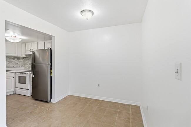 Photo - 2569 N Alafaya Trail Townhome