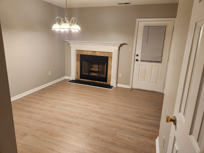 Dining Room - 6354 Shannon Pky