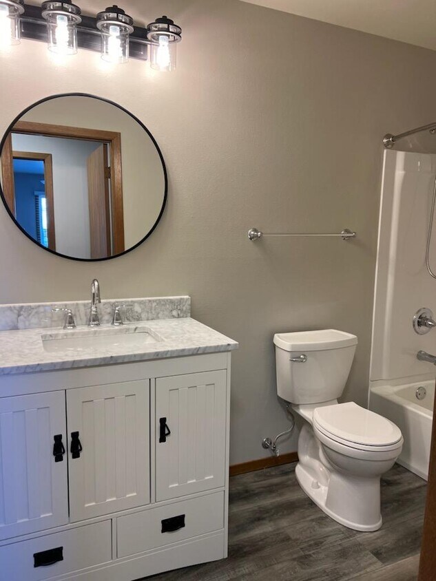 Similar photo - 1255 Primrose Ln