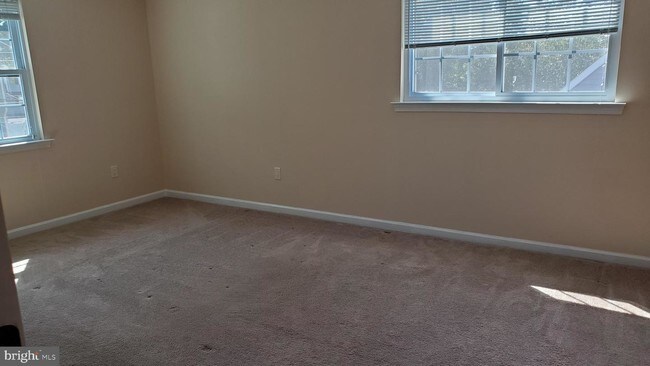 Building Photo - 61 Everturn Ln