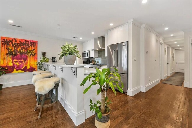 Foto del edificio - 773 E 4th St