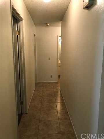 Building Photo - 14937 Silvertree Rd