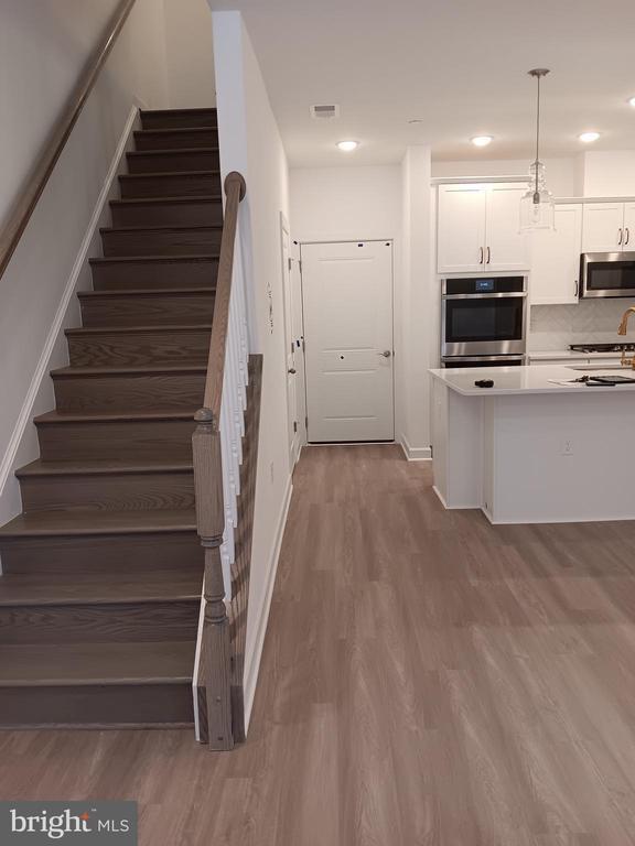 Foto del edificio - 4951 Longmire Wy