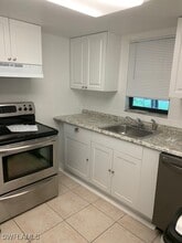 Building Photo - 1470 Green Valley Cir