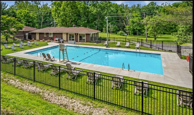 Foto del edificio - 100 Grouse Ct