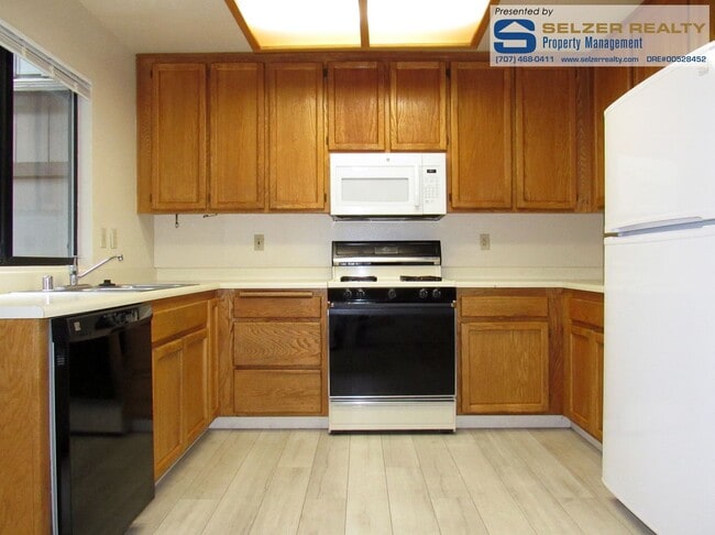 Foto del edificio - 880 S Orchard Ave