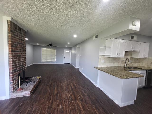Building Photo - 5037 Sundown Dr