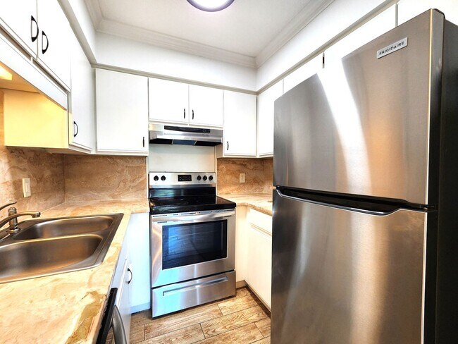 Foto del edificio - Second Floor Unit; Amazing College Park Lo...