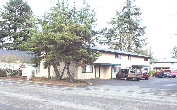 Primary Photo - Brentwood Townhomes