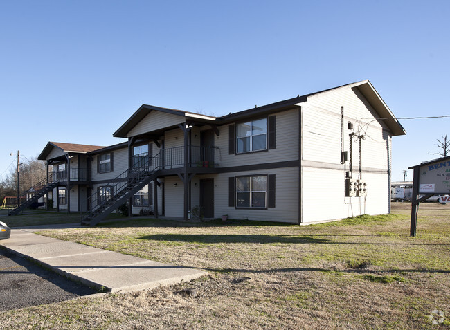 Foto del edificio - Benton Place Apartments