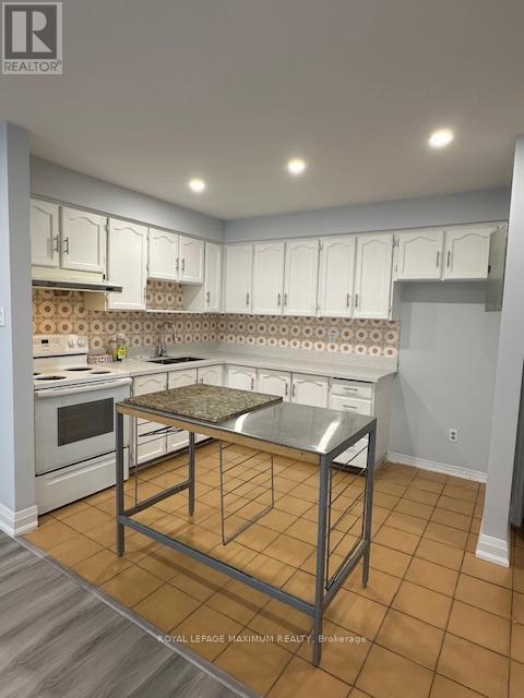 Photo du bâtiment - 1537 Dundas St W