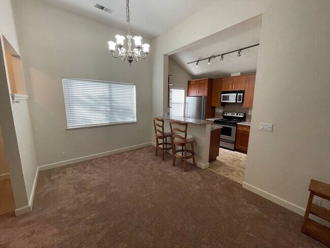 Foto del edificio - Spacious 2-Bedroom - $2,299/mo