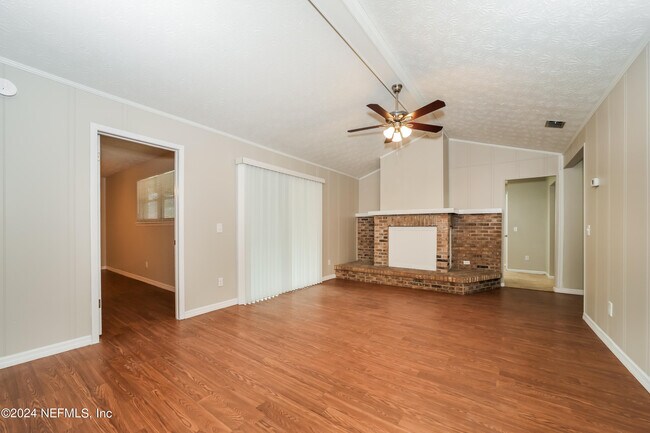 Building Photo - 6026 Greenwillow Ct