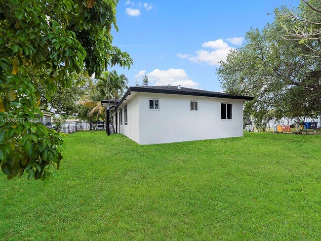 Foto del edificio - 26650 SW 138th Ct