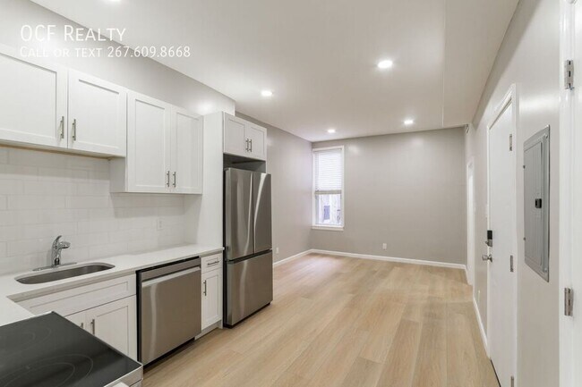 Foto del edificio - 2827 W Girard Ave