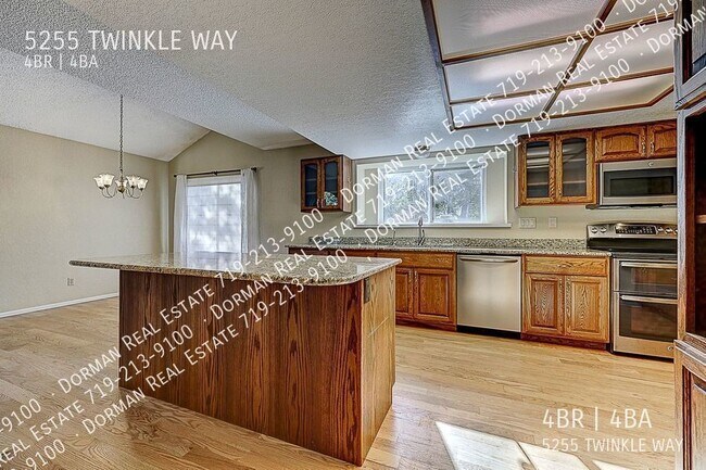 Building Photo - 5255 Twinkle Way