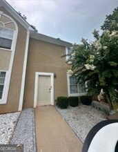 Building Photo - 3022 Fields Dr