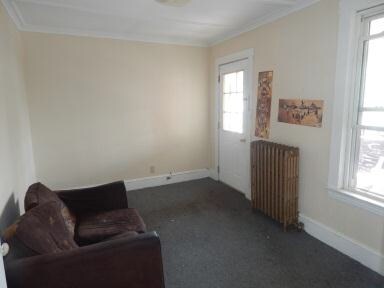 Interior Photo - 73 College St