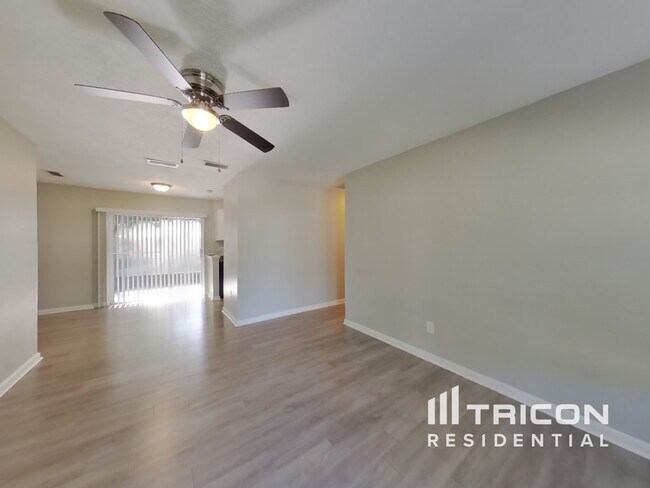 Foto del edificio - 1227 Hamilton Ave