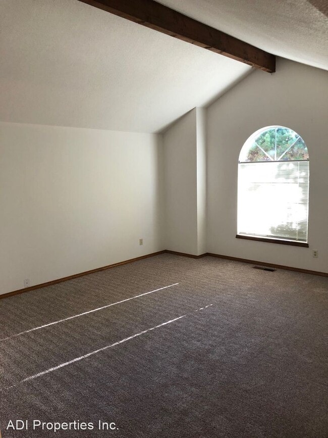 Building Photo - 3 br, 2 bath House - 3911 NW 166th Dr.