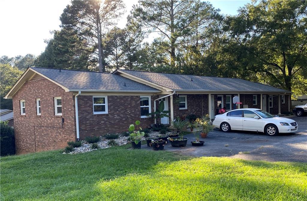 517 Old Central Rd Unit D, Clemson, SC 29631 Room for Rent in Clemson