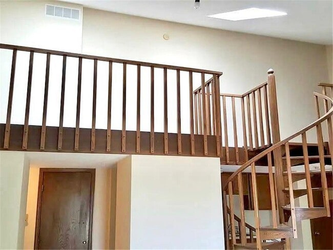 Building Photo - 2463 Cochrane Dr