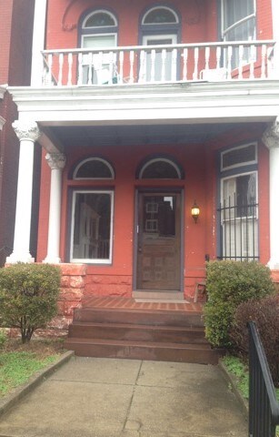 Building Photo - 1626 Monument Ave