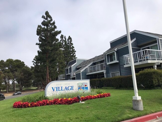Outside the Complex - 6000 Bixby Village Dr Apartment