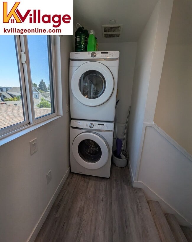 Foto del edificio - Private room with private en-suite bathroo...