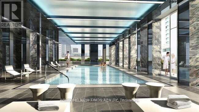 Building Photo - 115-5115 Blue Jays Way