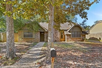 Building Photo - 208 Cliffbrook Ln