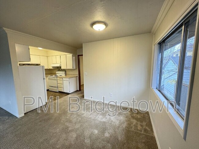 Foto del edificio - 1311 NE 24th Ave