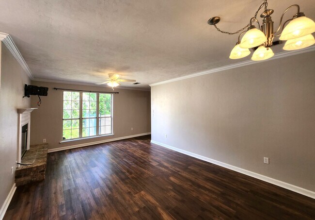 Foto del edificio - 550 Teal Ln