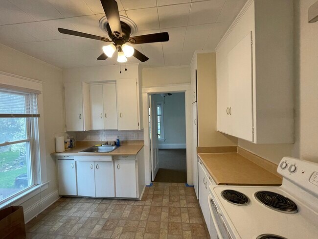 Kitchen - 224 State St