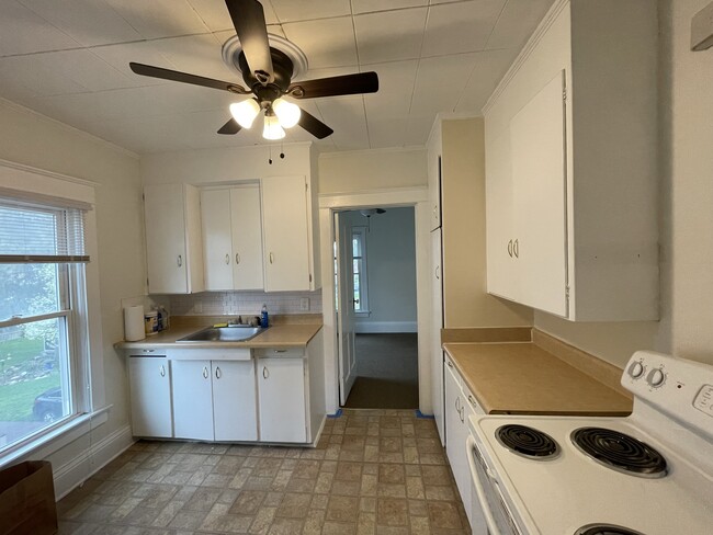 Kitchen - 224 State St