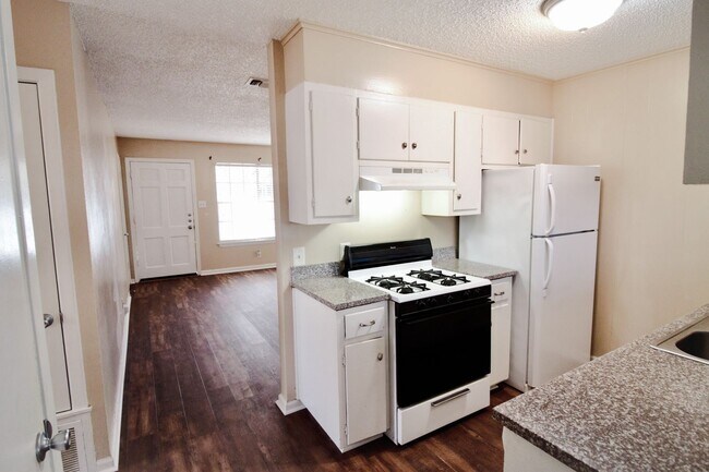 Foto del edificio - Embrace Austin Living at Its Finest: Your ...
