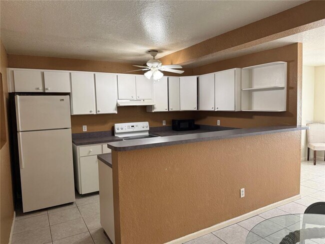 Foto del edificio - 5401 Hermosa St