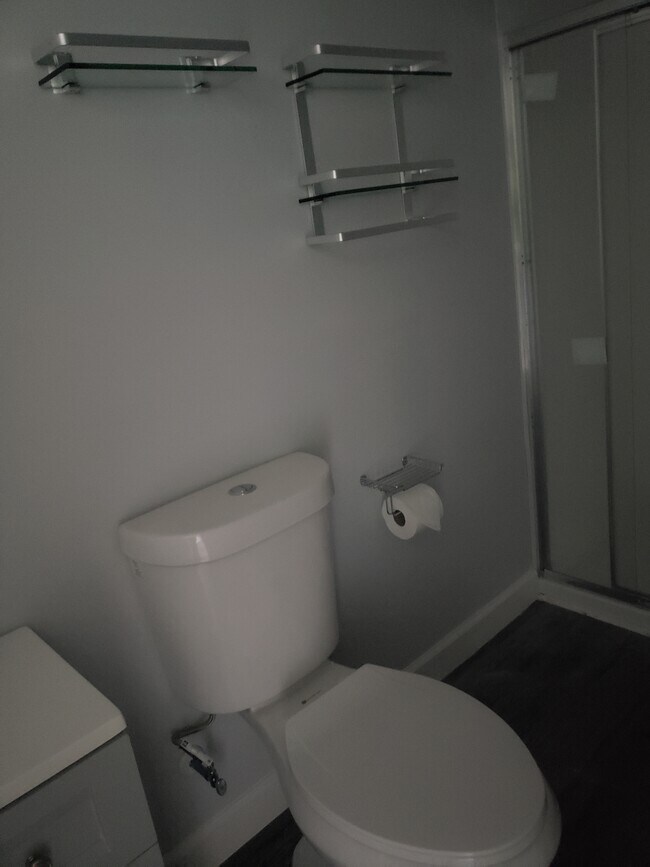 31 E Howard St, Hampton, VA 23663 Townhome Rentals in Hampton VA