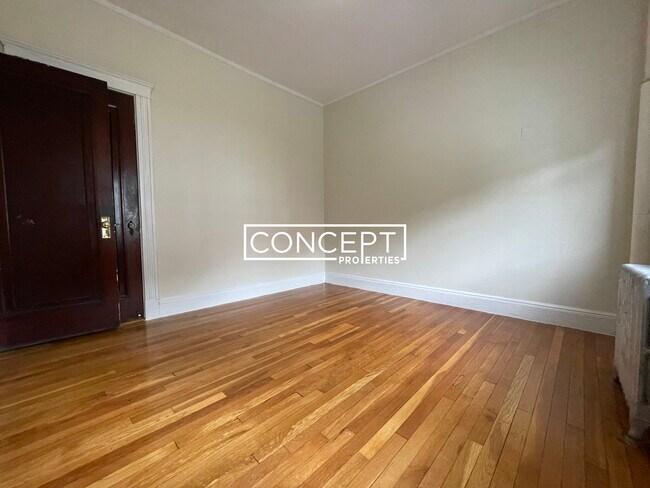 Foto del edificio - 1800 Commonwealth Ave