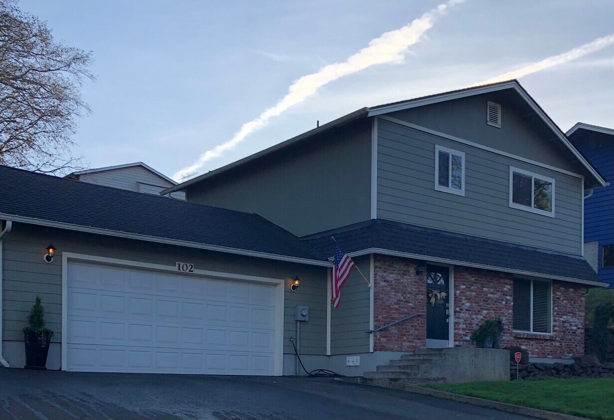 Foto principal - 102 W Canyon View Dr
