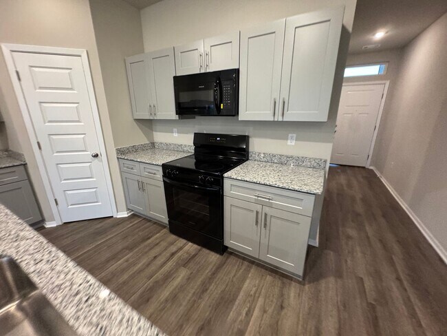 Foto del edificio - 6505 NW Vandergriff St